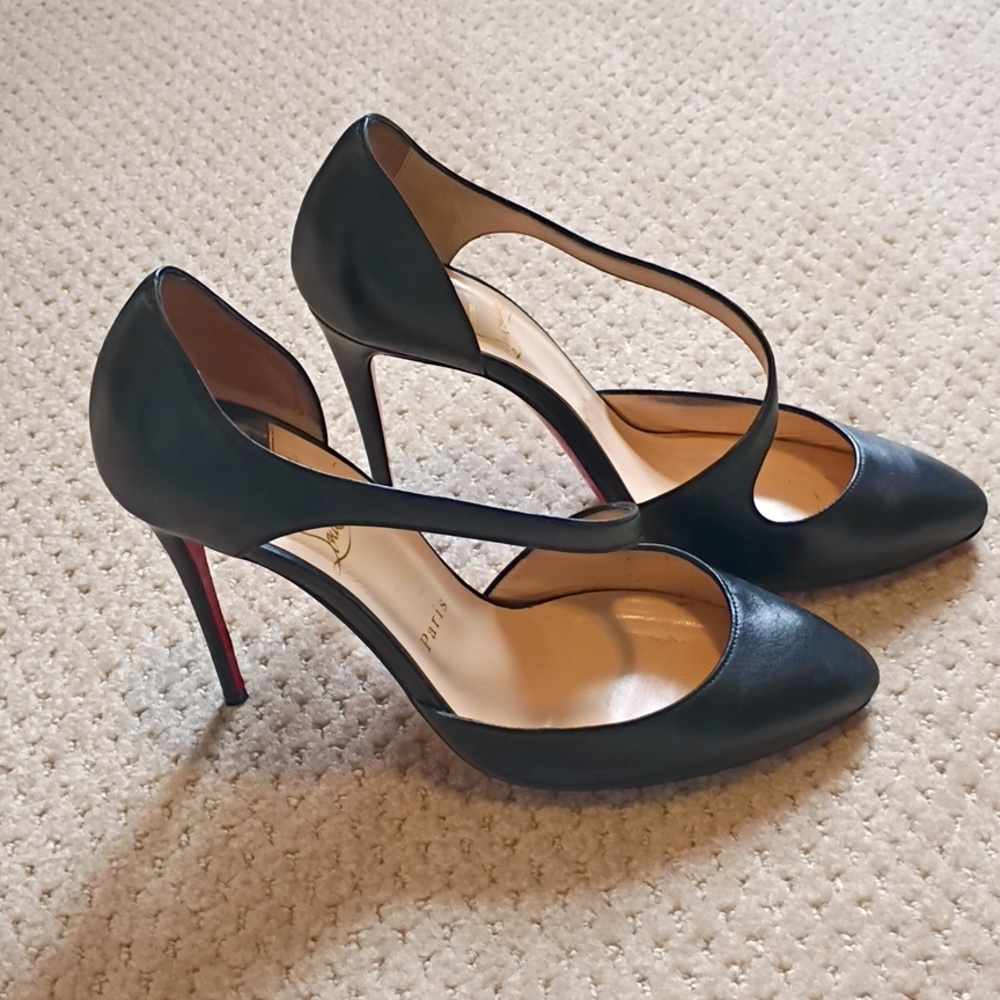 Christian Louboutin Catchy One Heels